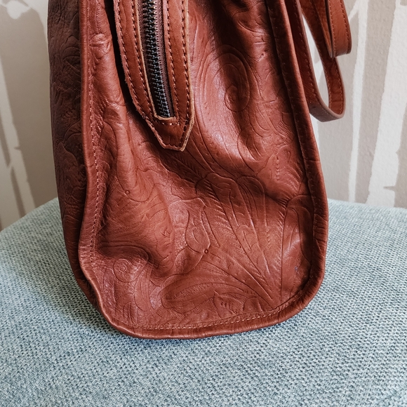 American Leather Co.: Leather Triple Entry Tote Bag - Picture 15 of 15